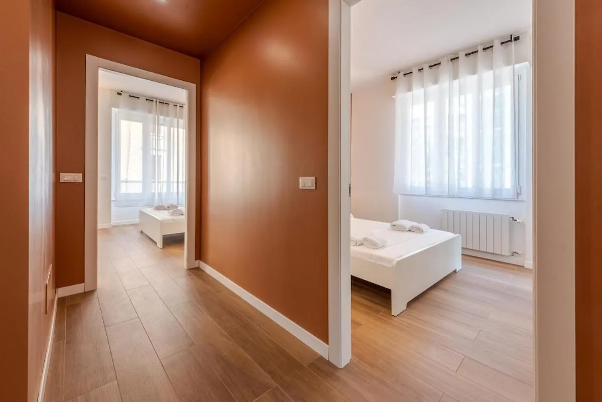 Costanza Luxury Apartment 밀라노