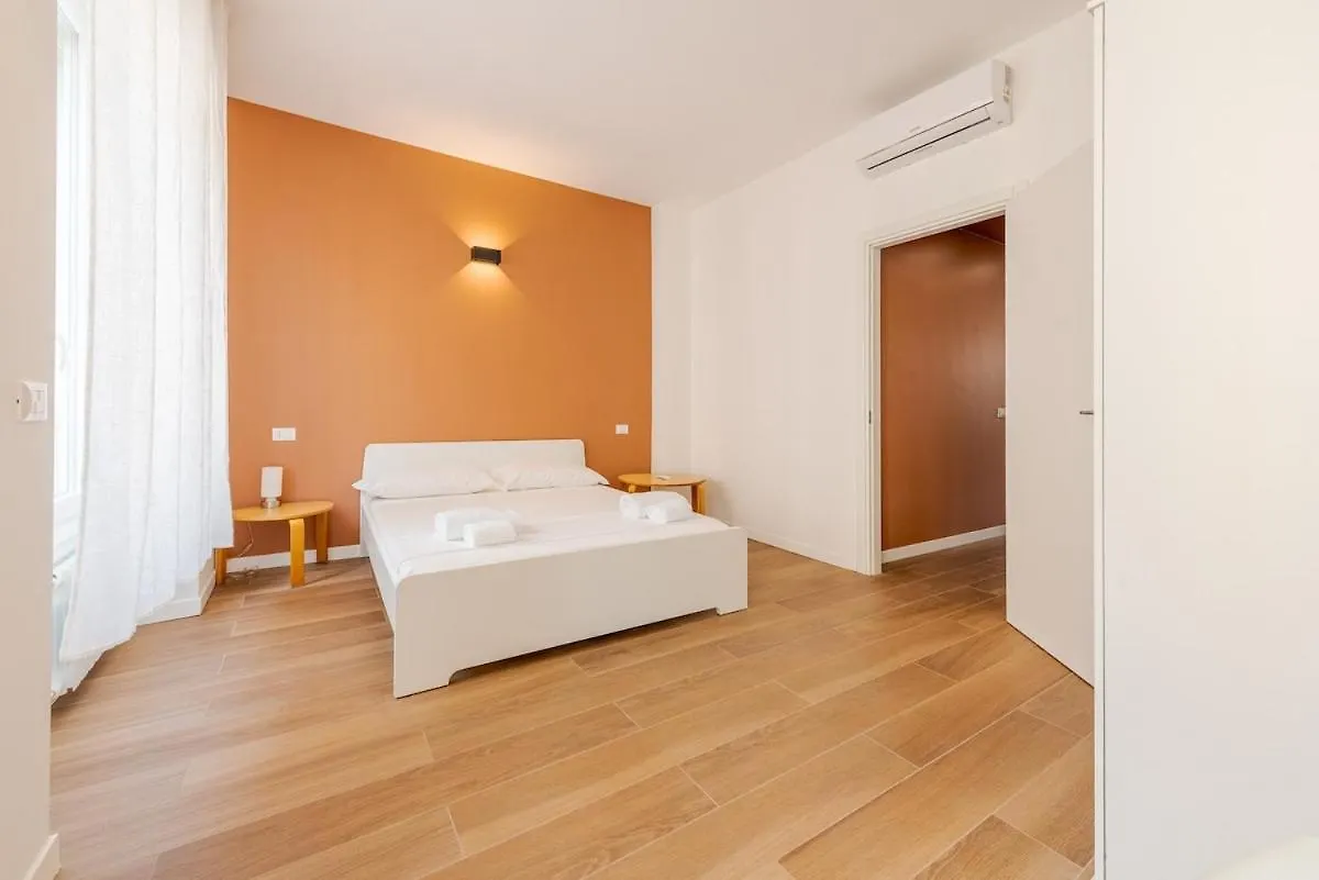 Costanza Luxury Apartment 밀라노